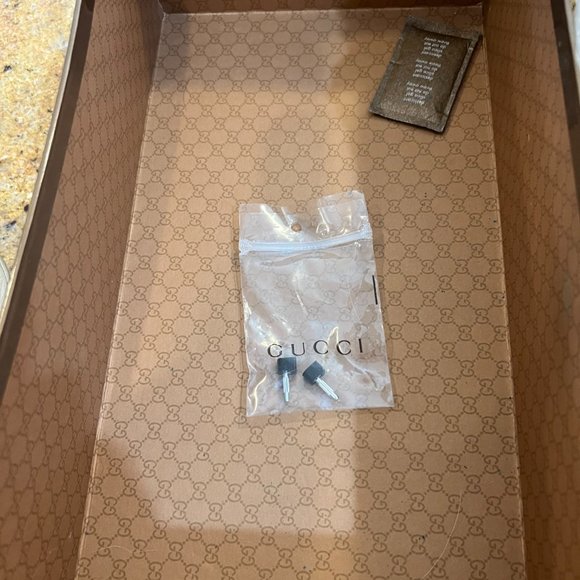 Gucci Heels - Picture 2 of 9